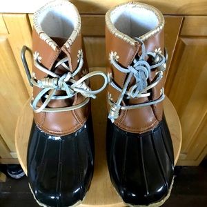 JACK ROGERS CHLOE DUCK RAIN BOOTS SZ9. NEW